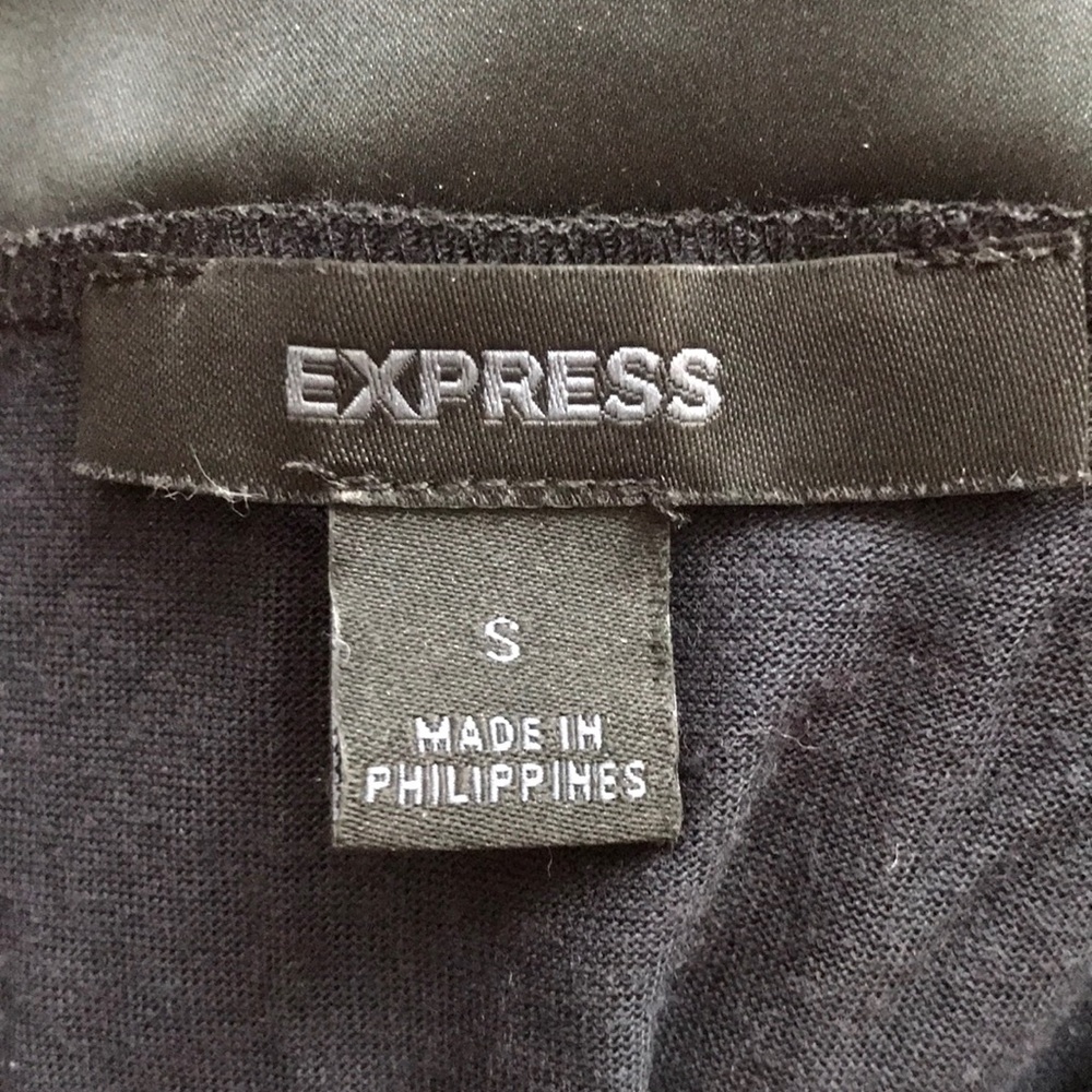 Express Dress - Picture 5 of 5